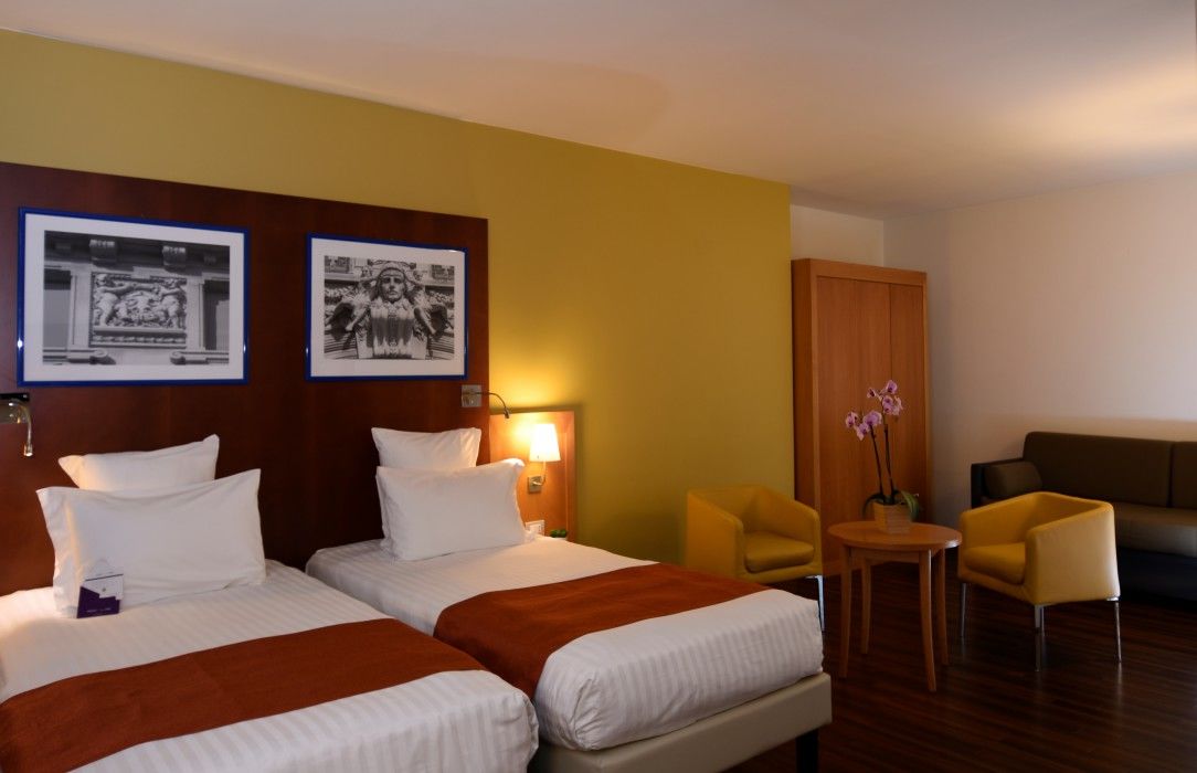 Hotel Mercure Corso Trieste 4*